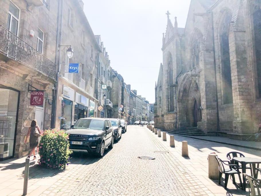 Nouveau ** Le Raffine Au Coeur De Guingamp ** Parking 外观 照片